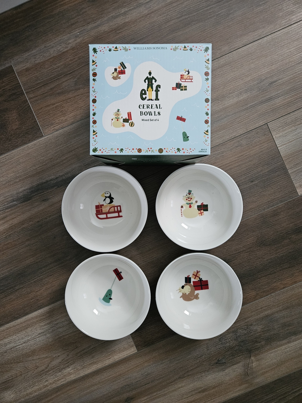 Williams Sonoma Elf Cereal Bowls Set of 4 - Holiday Characters